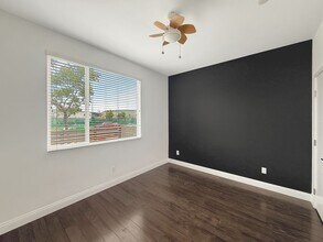 736 Shoreline Rd in Chula Vista, CA - Foto de edificio - Building Photo