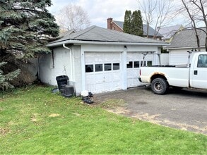 105 Helen St in Binghamton, NY - Building Photo - Building Photo