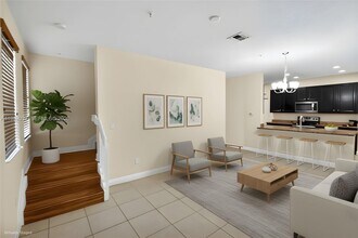 1032 SW 147th Ave in Pembroke Pines, FL - Building Photo - Building Photo