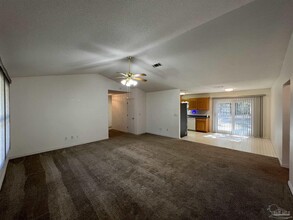 4925 Hyatt Ln in Pace, FL - Building Photo - Building Photo