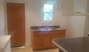 4142 N 7th St in Philadelphia, PA - Building Photo - Building Photo