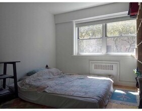 131 Sewall Ave in Brookline, MA - Building Photo - Building Photo