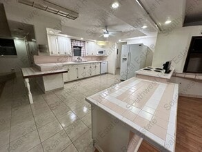 141 Texas Dr in Portales, NM - Building Photo - Building Photo