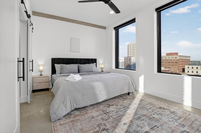 100 W 5th St in Tulsa, OK - Building Photo - Building Photo