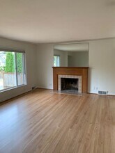 6543 23rd Ave NW in Seattle, WA - Building Photo - Building Photo