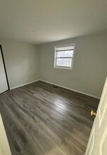 237 Harrison St in Carpentersville, IL - Building Photo - Building Photo