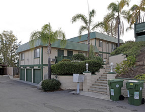 Tulip Apartments in Escondido, CA - Building Photo - Building Photo