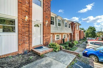 403 Southway Garden Rd in Arden, NC - Building Photo - Building Photo