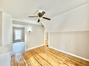 955 10th St in Beloit, WI - Building Photo - Building Photo