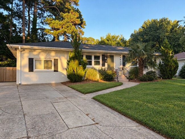 744 Brinson Arch