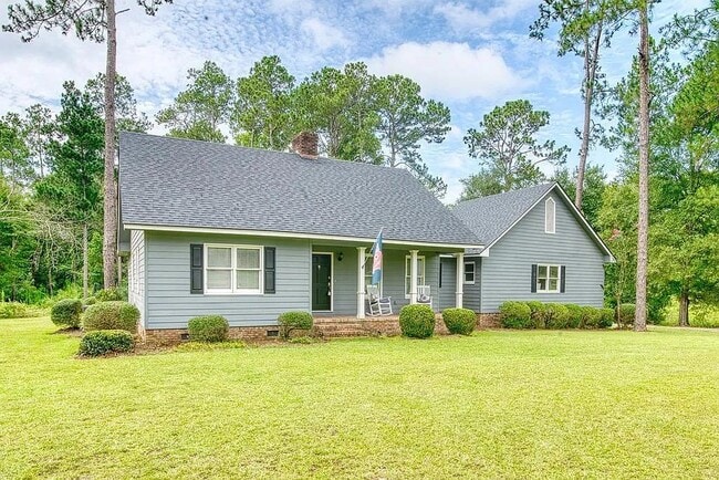 property at 100 Wacamaw Rd