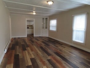 415 Mill St in Springfield, OR - Building Photo - Building Photo