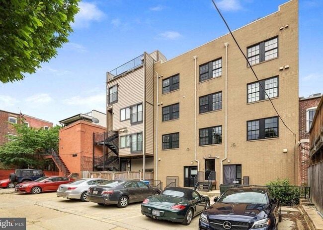 1515 11th St NW in Washington, DC - Building Photo - Building Photo