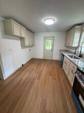 617 S Oak St in Jacksonville, AR - Foto de edificio - Building Photo