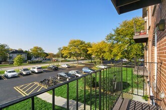 109 W Elk Trail in Carol Stream, IL - Building Photo - Building Photo