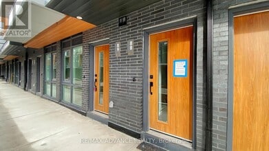 73 Curlew Dr in Toronto, ON - Building Photo - Building Photo