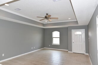 315 North 2 1/2 St. Ste B in Nederland, TX - Building Photo - Building Photo