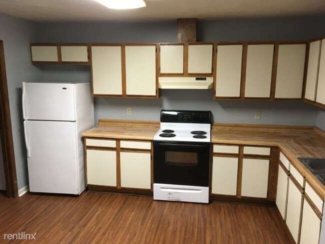 5578 Lumberjack Ln in Tallahassee, FL - Foto de edificio - Building Photo