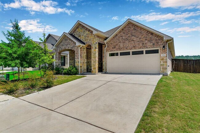 2016 Bobtail Pass in Leander, TX - Foto de edificio - Building Photo