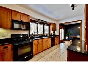 239 Byrondale Ave in Wayzata, MN - Building Photo - Building Photo