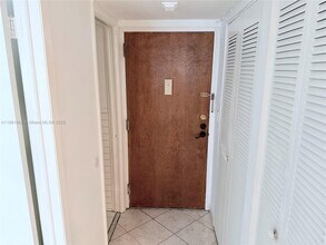 4101 Indian Creek Dr in Miami Beach, FL - Building Photo - Building Photo