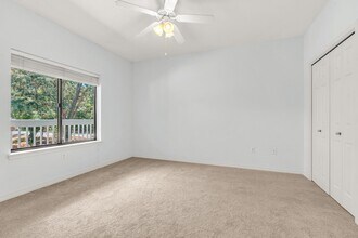 407 Westlake Ct in Niceville, FL - Foto de edificio - Building Photo