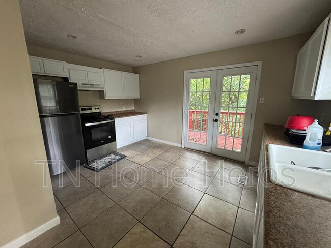 4617 Buffat Mill Rd in Knoxville, TN - Building Photo - Building Photo