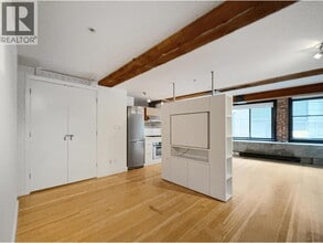 528 Beatty St in Vancouver, BC - Building Photo - Building Photo