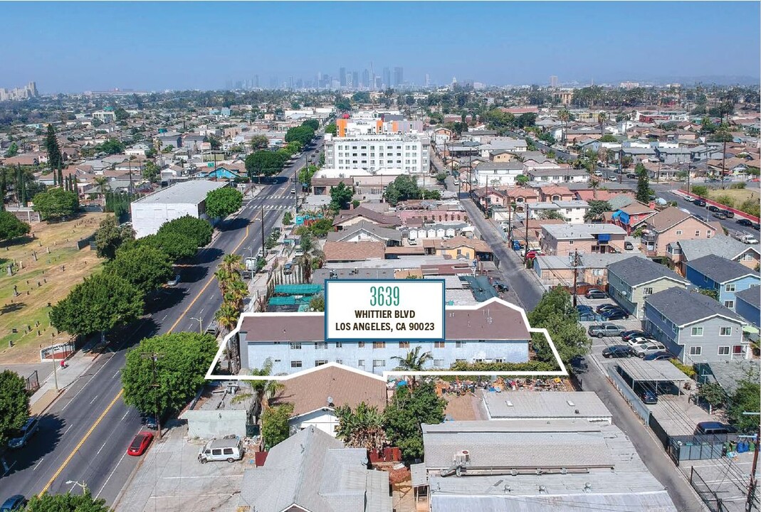 3639 Whittier Blvd in Los Angeles, CA - Building Photo