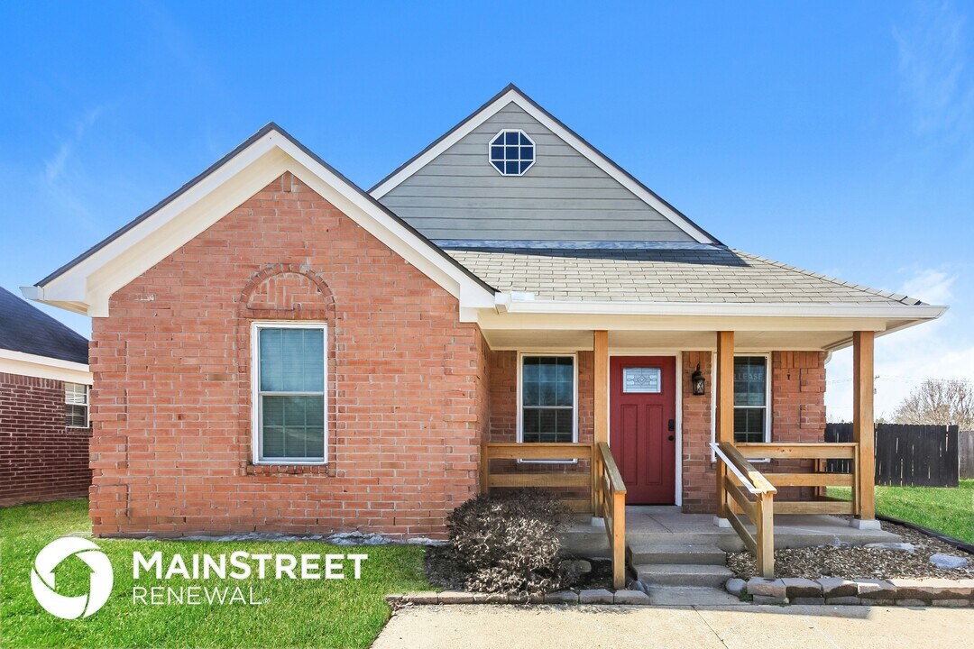 5893 Kayla Dr in Southaven, MS - Building Photo