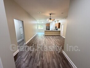 4886 E Spencer Field Rd in Pace, FL - Building Photo - Building Photo