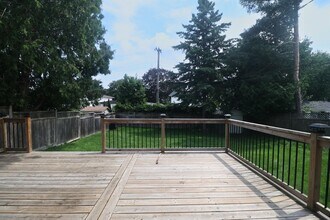 1976 Sharel Dr in Ottawa, ON - Building Photo - Building Photo