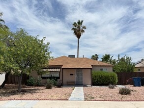 1337 Melville Dr in Las Vegas, NV - Building Photo - Building Photo