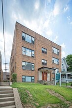 Stephen Foster in Pittsburgh, PA - Foto de edificio - Building Photo