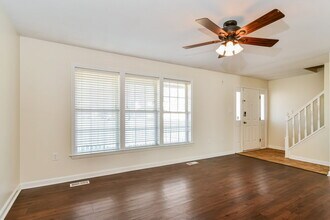 401 Wildwood Dr in Smyrna, TN - Building Photo - Building Photo