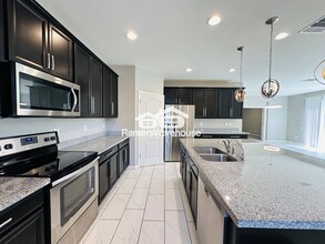 9342 S 34th Dr in Phoenix, AZ - Building Photo - Building Photo