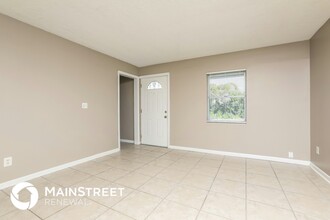 1096 Gerona Ave in Deltona, FL - Building Photo - Building Photo