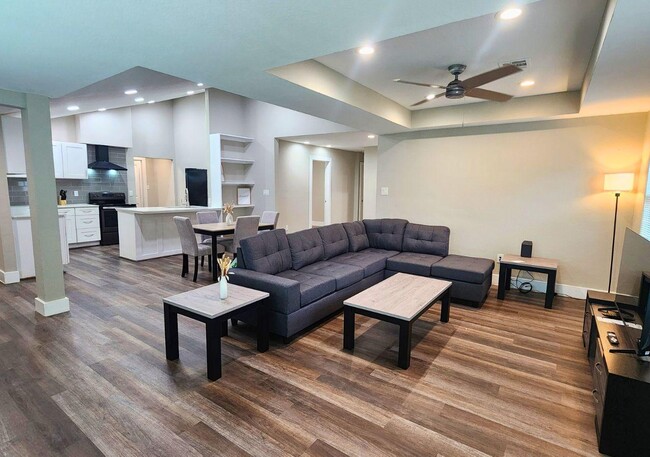 3427 Wentworth St in Houston, TX - Foto de edificio - Building Photo