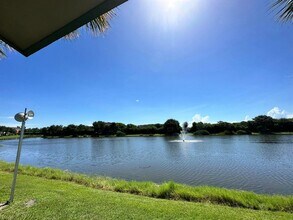 750 Millbrae Ct in West Palm Beach, FL - Building Photo - Building Photo