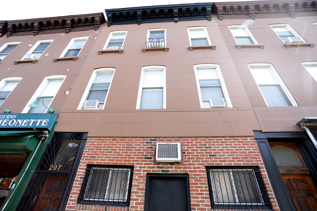 297 Smith St in Brooklyn, NY - Building Photo - Building Photo