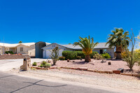 3878 Challenger Dr in Lake Havasu City, AZ - Foto de edificio - Building Photo