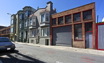 732-734 Natoma St in San Francisco, CA - Foto de edificio - Building Photo