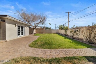 4319 E Turney Ave in Phoenix, AZ - Building Photo - Building Photo