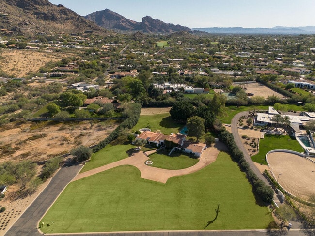 5057 E Sky Desert Ln in Paradise Valley, AZ - Building Photo - Building Photo