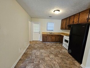 115 Jay Ln in Hampton, GA - Building Photo - Building Photo