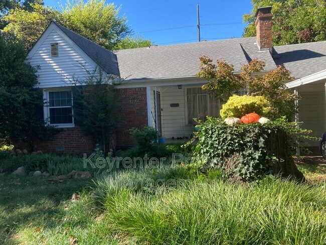 property at 2220 S Indianapolis Ave
