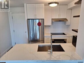 15-1015 Greenview Ave in Toronto, ON - Building Photo - Building Photo
