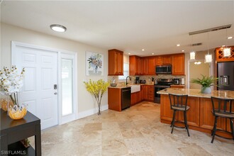 698 107th Ave N in Naples, FL - Building Photo - Building Photo