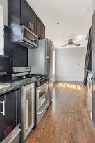 212 E 105th St, Unit 22 in New York, NY - Building Photo
