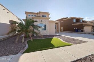 3167 Spring Willow in El Paso, TX - Building Photo - Building Photo